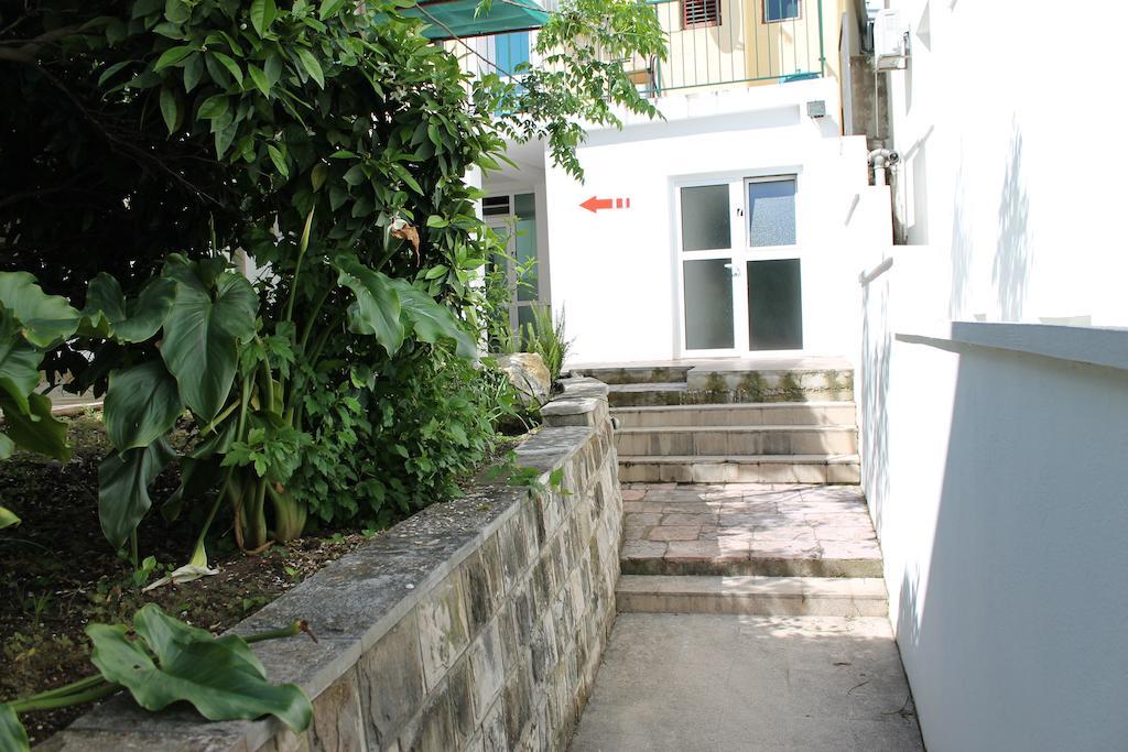 Solar Apartments Herceg Novi Esterno foto